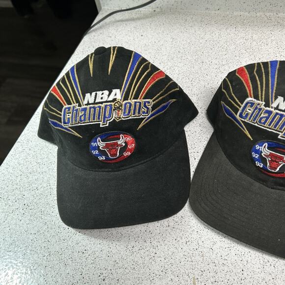 Bundle 1998 Chicago Bulls Championship Hat NBA Champions Locker Room Starter Hat - Picture 3 of 6